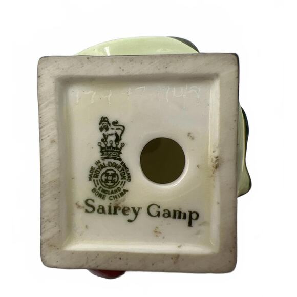 Royal Doulton Sairy Gamp Bone China Figurine Made in England 4.25" Tall EUC - Picture 7 of 8